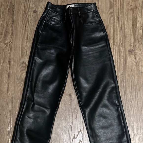 Leather pants - Picture 1 of 3
